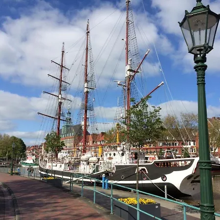 Appartement - Direkt Am Falderndelft - Naehe Innenstadt Emden